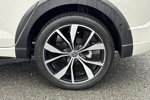 DC22HRO Volkswagen Taigo 1.5 TSI R-Line DSG Euro 6 (s/s) 5dr Thumbnail #24
