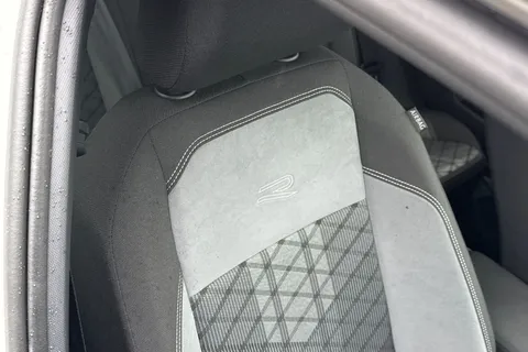 DC22HRO Volkswagen Taigo 1.5 TSI R-Line DSG Euro 6 (s/s) 5dr Thumbnail #34