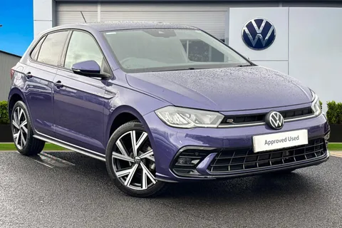 MK73NVV Volkswagen Polo 1.0 TSI R-Line 5dr **HEATED SEATS, REAR CAM, 17' BERGAMOS** Thumbnail #1