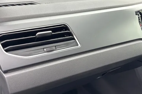 MK73NVV Volkswagen Polo 1.0 TSI R-Line 5dr **HEATED SEATS, REAR CAM, 17' BERGAMOS** Thumbnail #29