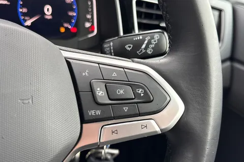 MK73NVV Volkswagen Polo 1.0 TSI R-Line 5dr **HEATED SEATS, REAR CAM, 17' BERGAMOS** Thumbnail #33