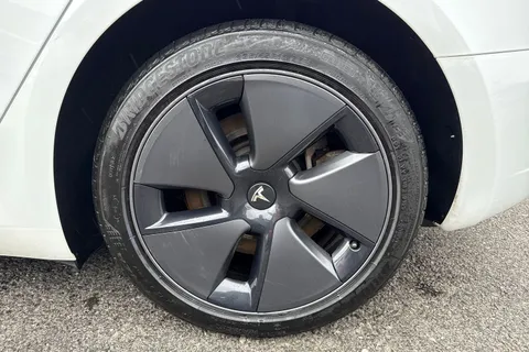 MW72VKB Tesla Model 3 Auto RWD 4dr Thumbnail #13