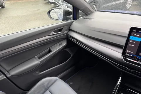  Volkswagen Golf 2.0 TSI R Black Edition DSG 4Motion Euro 6 (s/s) 5dr Thumbnail #19