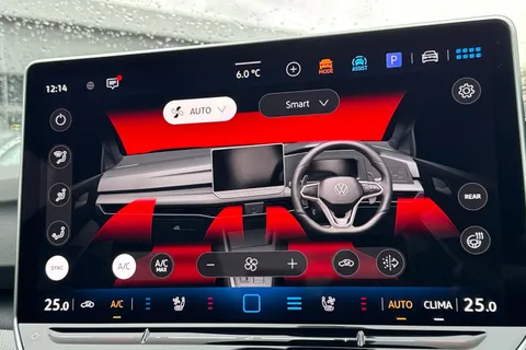  Volkswagen Golf 2.0 TSI R Black Edition DSG 4Motion Euro 6 (s/s) 5dr Thumbnail #21