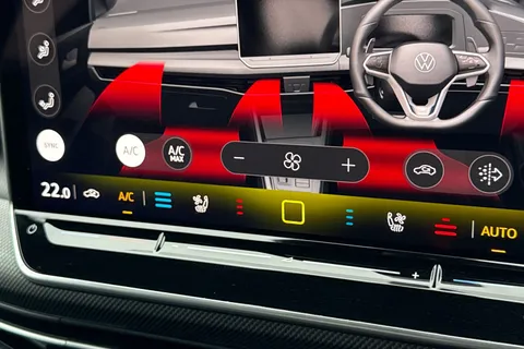  Volkswagen Golf 2.0 TSI R Black Edition DSG 4Motion Euro 6 (s/s) 5dr Thumbnail #35