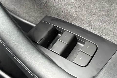 MW72VKB Tesla Model 3 Auto RWD 4dr Thumbnail #40