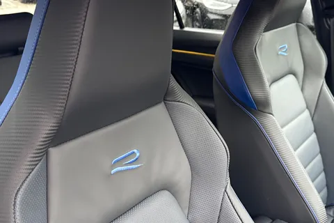  Volkswagen Golf 2.0 TSI R Black Edition DSG 4Motion Euro 6 (s/s) 5dr Thumbnail #38