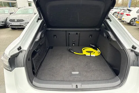 KP25RLY Volkswagen Id.7 210kW Match Pro 77kWh 5dr Auto | Power Tailgate | Area View Cam Thumbnail #7