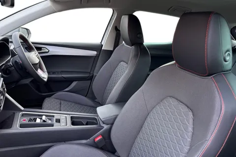 DK75VLY SEAT Leon 1.5 eTSI MHEV FR DSG Euro 6 (s/s) 5dr Thumbnail #16