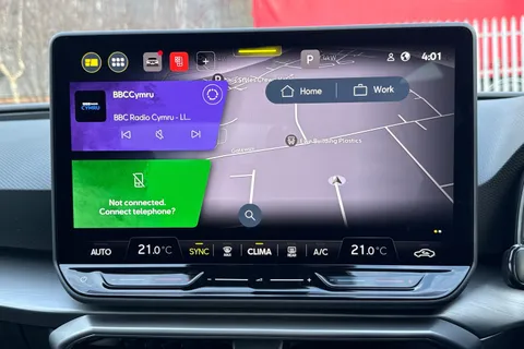 DK75VLY SEAT Leon 1.5 eTSI MHEV FR DSG Euro 6 (s/s) 5dr Thumbnail #17