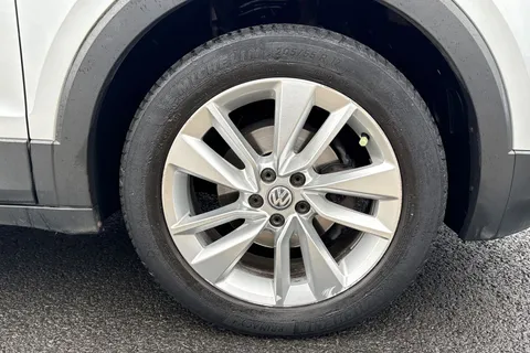 MF20PHV Volkswagen T-Cross 1.0 TSI 115 SE 5dr Thumbnail #11