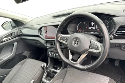 MF20PHV Volkswagen T-Cross 1.0 TSI 115 SE 5dr Thumbnail #14