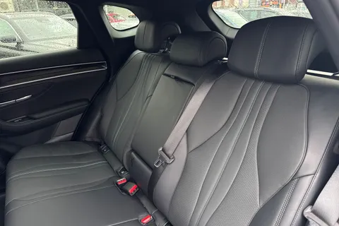 14 of 50 for BYD Seal U 1.5 DM-i 18.3kWh Boost CVT Auto Euro 6 (s/s) 5dr