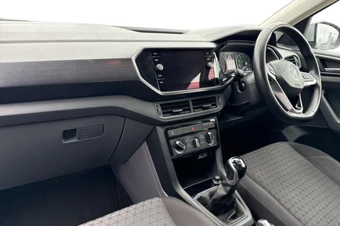 MF20PHV Volkswagen T-Cross 1.0 TSI 115 SE 5dr Thumbnail #15