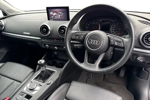 PJ68ZBN Audi A3 1.0 TFSI 30 Sport Sportback Euro 6 (s/s) 5dr Thumbnail #14