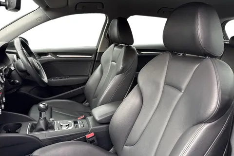 PJ68ZBN Audi A3 1.0 TFSI 30 Sport Sportback Euro 6 (s/s) 5dr Thumbnail #16