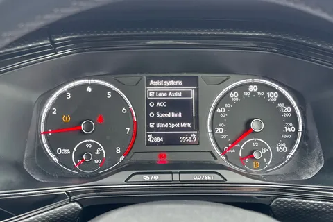 MF20PHV Volkswagen T-Cross 1.0 TSI 115 SE 5dr Thumbnail #36