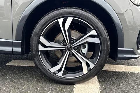  Audi Q3 2.0 TDI 35 Black Edition S Tronic Euro 6 (s/s) 5dr Thumbnail #11