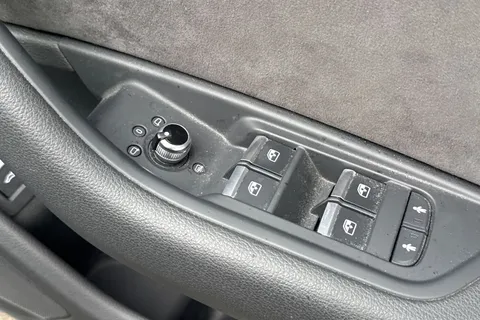 PX18SXW Audi A4 Avant 1.4 TFSI S line Euro 6 (s/s) 5dr Thumbnail #37