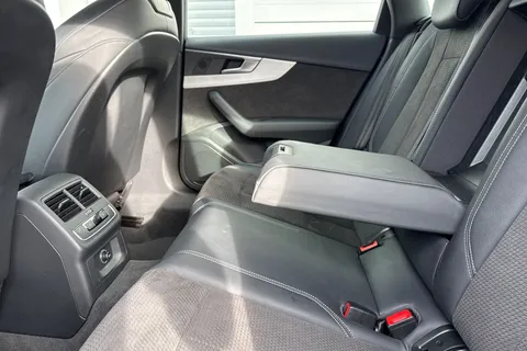 PX18SXW Audi A4 Avant 1.4 TFSI S line Euro 6 (s/s) 5dr Thumbnail #42