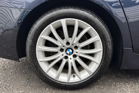 HN66USY BMW 5 Series 2.0 520d Luxury Touring Auto Euro 6 (s/s) 5dr Thumbnail #10