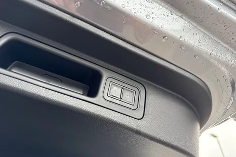 LC25BHL BYD Seal U 1.5 DM-i 26.6kWh Comfort CVT Auto Euro 6 (s/s) 5dr Thumbnail #26