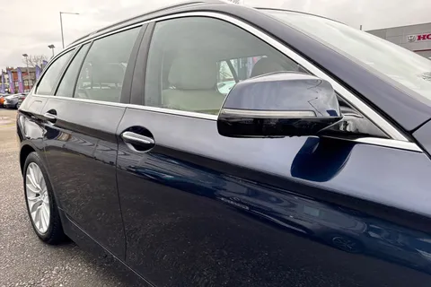 HN66USY BMW 5 Series 2.0 520d Luxury Touring Auto Euro 6 (s/s) 5dr Thumbnail #27