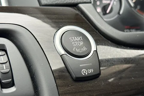 HN66USY BMW 5 Series 2.0 520d Luxury Touring Auto Euro 6 (s/s) 5dr Thumbnail #45