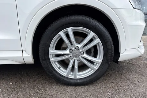 DA18EXV Audi Q3 1.4 TFSI CoD S line Edition S Tronic Euro 6 (s/s) 5dr Thumbnail #11