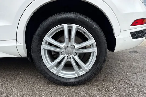 DA18EXV Audi Q3 1.4 TFSI CoD S line Edition S Tronic Euro 6 (s/s) 5dr Thumbnail #14