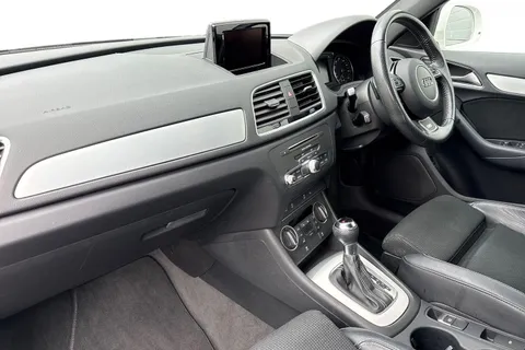 DA18EXV Audi Q3 1.4 TFSI CoD S line Edition S Tronic Euro 6 (s/s) 5dr Thumbnail #16