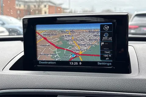 DA18EXV Audi Q3 1.4 TFSI CoD S line Edition S Tronic Euro 6 (s/s) 5dr Thumbnail #18