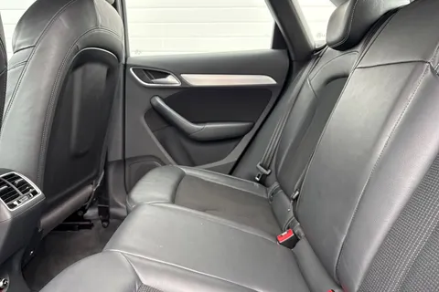 DA18EXV Audi Q3 1.4 TFSI CoD S line Edition S Tronic Euro 6 (s/s) 5dr Thumbnail #36