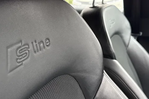 DA18EXV Audi Q3 1.4 TFSI CoD S line Edition S Tronic Euro 6 (s/s) 5dr Thumbnail #57