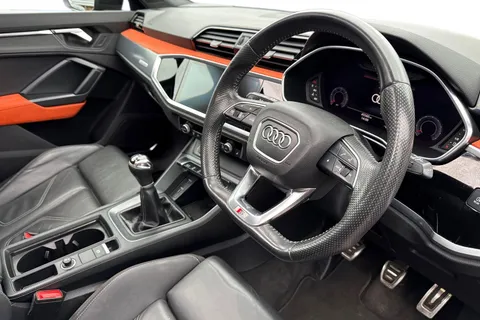 KY19OJV Audi Q3 2.0 TDI 35 S line quattro Euro 6 (s/s) 5dr Thumbnail #15