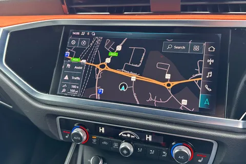 KY19OJV Audi Q3 2.0 TDI 35 S line quattro Euro 6 (s/s) 5dr Thumbnail #18