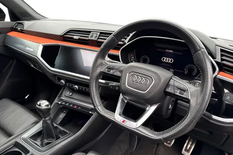 KY19OJV Audi Q3 2.0 TDI 35 S line quattro Euro 6 (s/s) 5dr Thumbnail #19