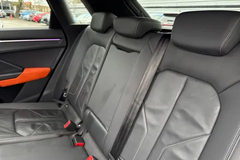 KY19OJV Audi Q3 2.0 TDI 35 S line quattro Euro 6 (s/s) 5dr Thumbnail #20