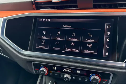 KY19OJV Audi Q3 2.0 TDI 35 S line quattro Euro 6 (s/s) 5dr Thumbnail #50