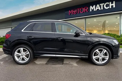 PX69YFM Audi Q3 2.0 TDI 35 S line quattro Euro 6 (s/s) 5dr Thumbnail #4