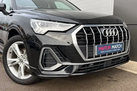 PX69YFM Audi Q3 2.0 TDI 35 S line quattro Euro 6 (s/s) 5dr Thumbnail #10