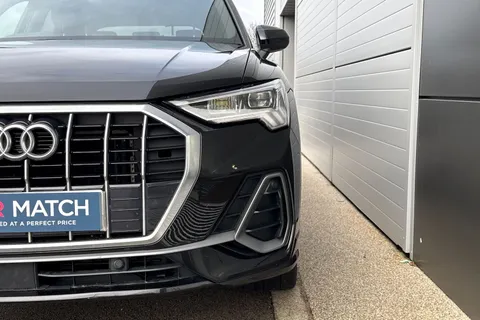 PX69YFM Audi Q3 2.0 TDI 35 S line quattro Euro 6 (s/s) 5dr Thumbnail #26