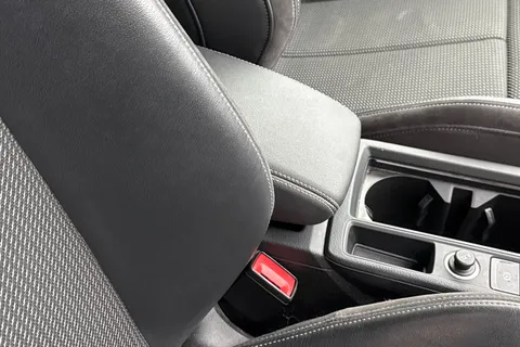 PX69YFM Audi Q3 2.0 TDI 35 S line quattro Euro 6 (s/s) 5dr Thumbnail #40