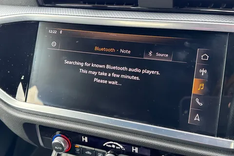 PX69YFM Audi Q3 2.0 TDI 35 S line quattro Euro 6 (s/s) 5dr Thumbnail #49