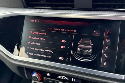 PX69YFM Audi Q3 2.0 TDI 35 S line quattro Euro 6 (s/s) 5dr Thumbnail #55