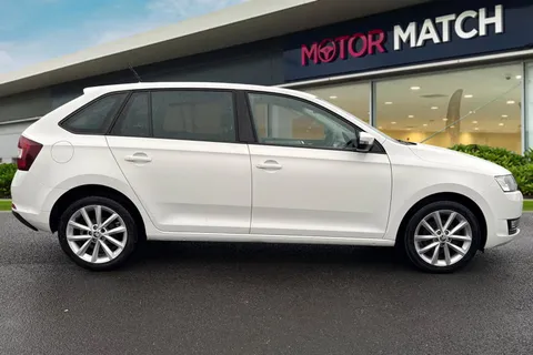 ML18EYR Škoda Rapid Spaceback 1.0 TSI SE Tech Euro 6 (s/s) 5dr Thumbnail #4