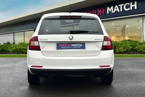ML18EYR Škoda Rapid Spaceback 1.0 TSI SE Tech Euro 6 (s/s) 5dr Thumbnail #5