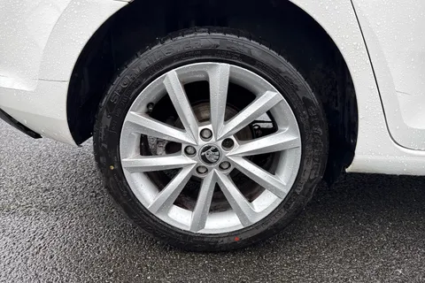 ML18EYR Škoda Rapid Spaceback 1.0 TSI SE Tech Euro 6 (s/s) 5dr Thumbnail #12