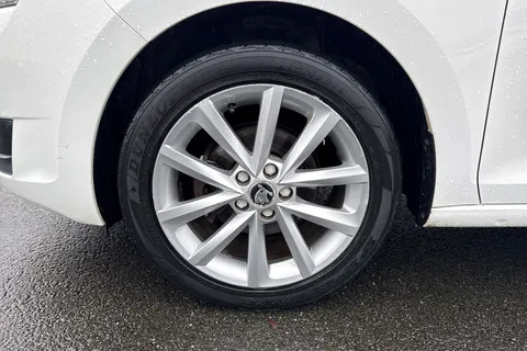 ML18EYR Škoda Rapid Spaceback 1.0 TSI SE Tech Euro 6 (s/s) 5dr Thumbnail #14