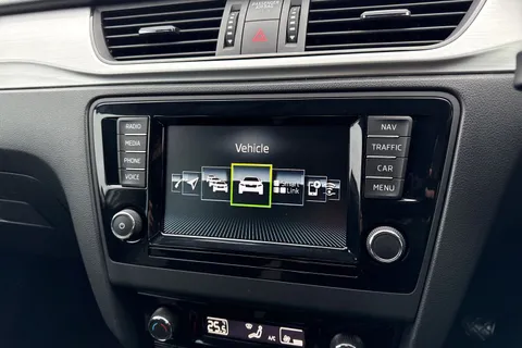 ML18EYR Škoda Rapid Spaceback 1.0 TSI SE Tech Euro 6 (s/s) 5dr Thumbnail #18